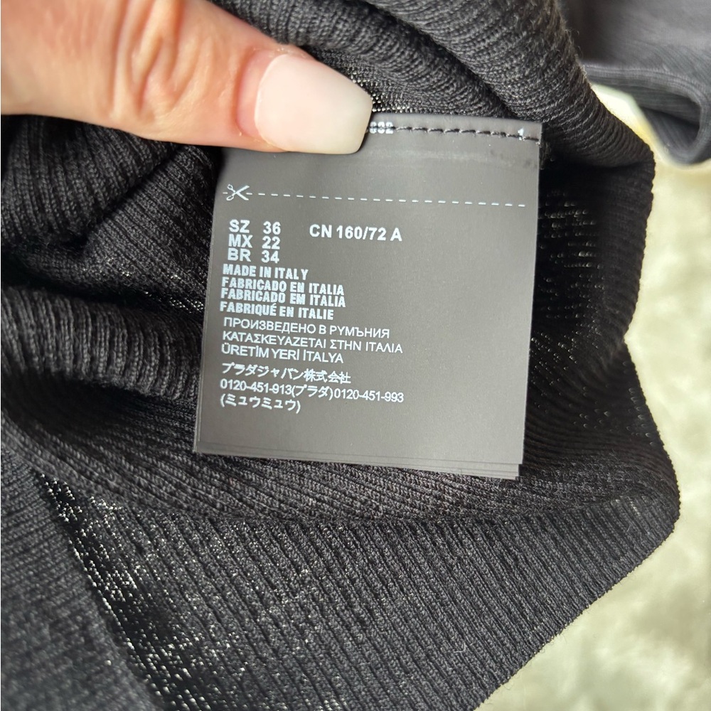 Prada women’s black wool longsleeve turtleneck size 36 small - Picture 8 of 10